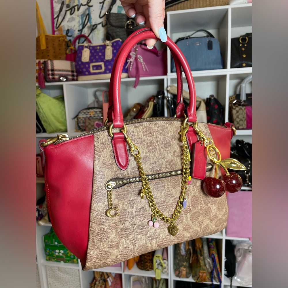 Coach Elise Satchel in Signature Tan Jacquard & Red Apple 🍎 - Picture 3 of 17